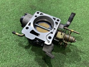 Throttle body SUBARU LEGACY LANCASTER OEM 16114AA961 BHE 2001 EZ30 AT