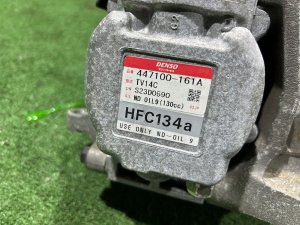 エアコンコンプレッサー SUBARU LEGACY LANCASTER OEM 73111AE030 BHE 2001 EZ30 AT