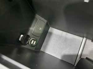 手套箱与扶手 SUBARU FORESTER OEM 92114SC000JC 92132SC040JC SH5 2007 GREY 61K