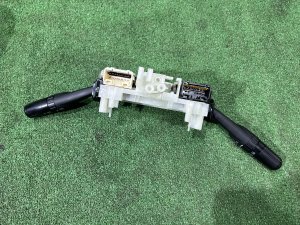 コンビネーションスイッチ SUBARU FORESTER OEM 83115AG121 SH5 2007 EJ205 MT5