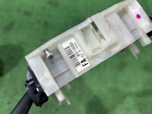 コンビネーションスイッチ SUBARU FORESTER OEM 83115AG121 SH5 2007 EJ205 MT5