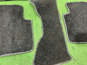 Floor mats SUBARU FORESTER OEM 95011SC010JC SH5 2007 GREY 61K
