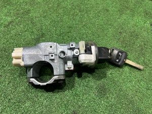 สวิตช์กุญแจสตาร์ท Комплект замков SUBARU FORESTER OEM 57491FG040 SH5 2007 GREY 61K