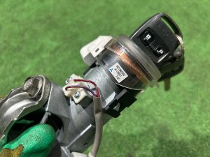 สวิตช์กุญแจสตาร์ท Комплект замков SUBARU FORESTER OEM 57491FG040 SH5 2007 GREY 61K