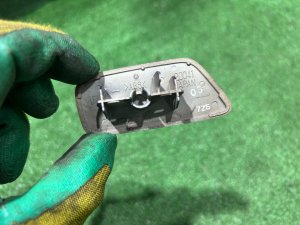 Left headlight washer nozzle cover SUBARU FORESTER OEM 86636SC030EN SH5 2007