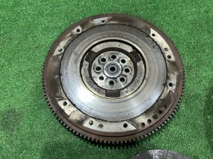 Маховик SUBARU FORESTER OEM 12342AA090 SH5 2007 EJ205 MT5