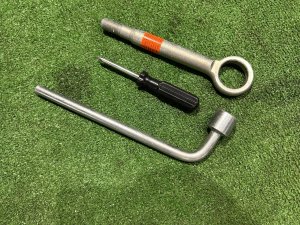 ชุดเครื่องมือ крюк 57805FG000 694005092 SUBARU FORESTER