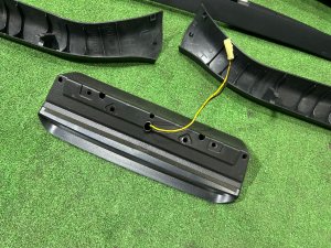 尾门饰板 SUBARU FORESTER OEM 94320SC010JC 94310SC000JC SH5 2007 GREY 61K