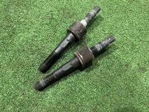 สเปเซอร์ปีกนกหน้า SUBARU FORESTER OEM 20126AG000 20126AG001 SH5 2007 EJ205 MT5