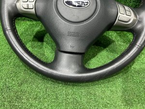 พวงมาลัย MOMO SUBARU FORESTER OEM 34311FG030JC SH5 2007 GREY 61K