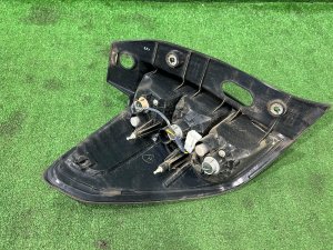 ไฟท้ายขวา SUBARU FORESTER OEM 84912SC140 SH5 2007