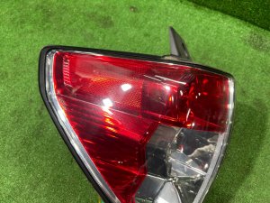 左テールランプ SUBARU FORESTER OEM 84912SC110 SH5 2007