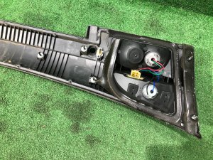 ไฟท้ายบนฝาท้าย SUBARU LEGACY LANCASTER OEM 84251AE060 BHE 2002