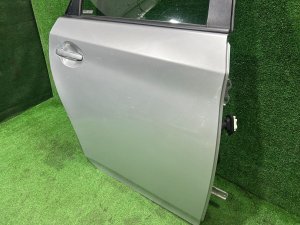 右后门 TOYOTA PRIUS OEM 67003-47080 ZVW30 2012 SILVER 1F7