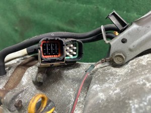 自动变速箱 TV1B4YVEAA SUBARU LEGACY LANCASTER OEM 31000AF270 BHE 2002 EZ30 AT