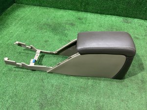 グローブボックス・アームレスト КОЖА SUBARU LEGACY LANCASTER OEM 92111AE010AD BHE BH9 BH5 2002 SILVER/GREY 1U2