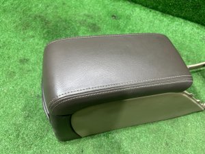 グローブボックス・アームレスト КОЖА SUBARU LEGACY LANCASTER OEM 92111AE010AD BHE BH9 BH5 2002 SILVER/GREY 1U2