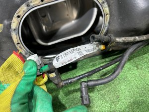 ถังน้ำมัน SUBARU LEGACY LANCASTER OEM 42012AE010 BHE BH9 2002 EZ30 AT