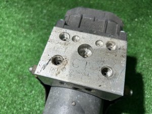 Módulo ABS SUBARU LEGACY LANCASTER OEM 27539AE060 BHE 2002 EZ30 AT