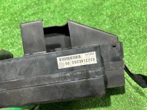 保险丝盒 SUBARU LEGACY LANCASTER OEM 82231AE060 BHE 2002 EZ30 AT