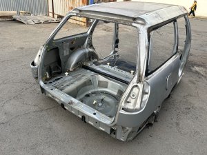 Secção traseira da carroçaria Rear Cut SUBARU LEGACY LANCASTER OEM 51410AE160 51410AE170 52122AE100 BHE 2002 SILVER/GREY 1U2