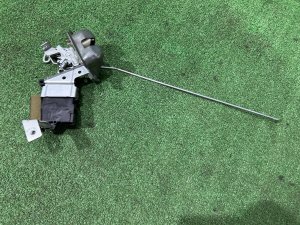 กลอนล็อกฝาท้าย 63032AE020 SUBARU LEGACY LANCASTER