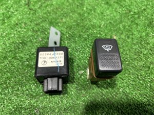 สวิตช์ไล่ฝ้ากระจกหน้า c реле 83001AE020 86564AE000 SUBARU LEGACY LANCASTER
