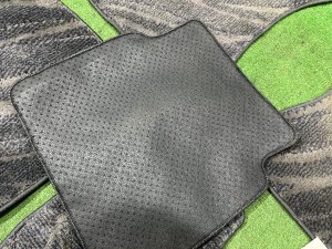 Alfombrillas SUBARU LEGACY LANCASTER OEM 95011AE050GG BHE 2002 SILVER/GREY 1U2