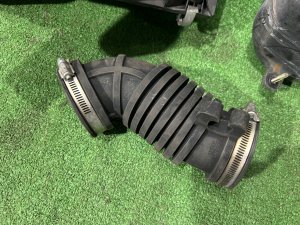 Air filter housing под СВАП SUBARU LEGACY LANCASTER OEM 14435AA074 46051AE000 46052AE000 46040FE010 46023FC041 BHE BEE 2002 EZ30 AT