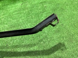Suporte esquerdo do para-choques dianteiro SUBARU LEGACY LANCASTER OEM 57707AE240 BHE 2002 SILVER/GREY 1U2