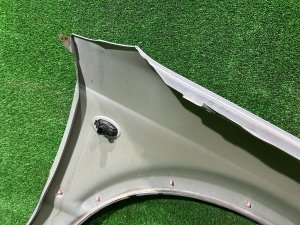 Aleta delantera izquierda SUBARU LEGACY LANCASTER OEM 57120AE031 BHE BH9 2002 SILVER/GREY 1U2