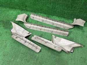 คิ้วชายบันได SUBARU LEGACY LANCASTER OEM 94060AE000GE 94060AE010GE 94061AE000GE 94061AE010GE BHE BH9 BH5 2002 SILVER/GREY 1U2