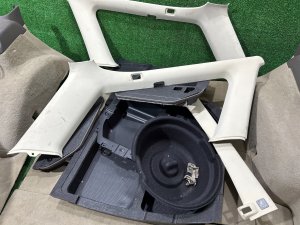 后备箱饰板 SUBARU LEGACY LANCASTER OEM 94047AE020AD 94047AE030AD 95066AE030GG 95066AE020GG BHE BH9 2002 SILVER/GREY 1U2