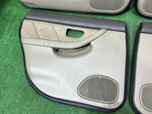Painéis de porta SUBARU LEGACY LANCASTER OEM 94210AE600AD 94210AE610AD 94220AE420AD 94220AE430AD BHE BH9 BH5 2002 SILVER/GREY 1U2