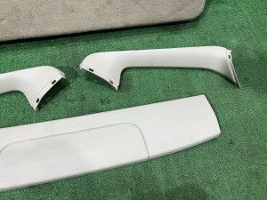 Revestimento da porta da bagageira SUBARU LEGACY LANCASTER OEM 94352AE000GF 94320AE011AD 94310AE000GF 94310AE020GF BHE 2002 SILVER/GREY 1U2