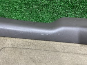 Revestimento da porta da bagageira SUBARU LEGACY LANCASTER OEM 94352AE000GF 94320AE011AD 94310AE000GF 94310AE020GF BHE 2002 SILVER/GREY 1U2