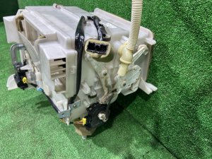 Heater unit SUBARU LEGACY LANCASTER OEM 72110AE000 BHE BH9 BH5 BE5 BE9 BEE 2002 EZ30 AT