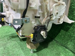 Heater unit SUBARU LEGACY LANCASTER OEM 72110AE000 BHE BH9 BH5 BE5 BE9 BEE 2002 EZ30 AT