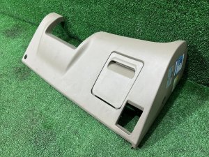 แผงพลาสติกใต้พวงมาลัย SUBARU LEGACY LANCASTER OEM 66075AE000GE BH9 BHE 2002 SILVER/GREY 1U2