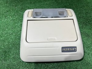 前顶灯 SUBARU LEGACY LANCASTER OEM 84621AE001GF BHE 2002 EZ30 AT