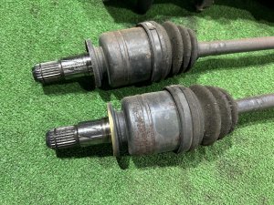 差速器 с приводами G/R=4.111 LSD SUBARU LEGACY LANCASTER OEM 27011AA730 BHE BH9 BH5 BE5 BE9 BEE 2002 EZ30 AT