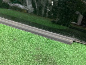Vidro traseiro direito целый молдинг SUBARU LEGACY LANCASTER OEM 65210AE250NB BHE 2002