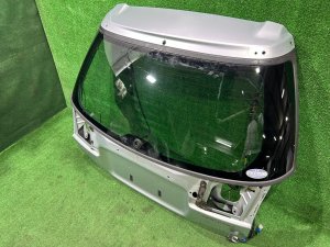 Luna del portón trasero SUBARU LEGACY LANCASTER OEM 63011AE020 BHE 2002