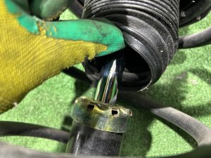 减震器 SUBARU LEGACY LANCASTER OEM 20310AE340 20310AE350 20330AE100 20365AE130 BHE 2002 EZ30 AT