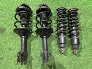 โช้คอัพ 20310AE340 20310AE350 20330AE100 20365AE130 SUBARU LEGACY LANCASTER