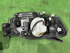 Faróis Ксенон SUBARU LEGACY LANCASTER OEM 84001AE300, 84001AE310 BHE BH9 BH5 BE5 BE9 BEE 2002