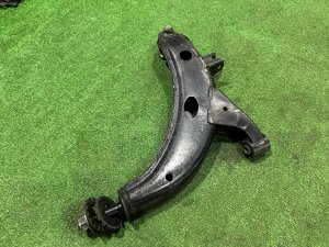 右フロントロアアーム SUBARU LEGACY LANCASTER OEM 20202AE000 BHE 2002 EZ30 AT