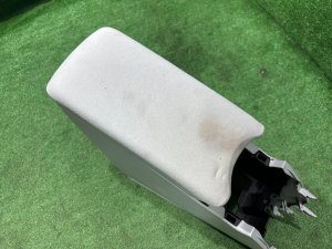 Glovebox and armrest TOYOTA PRIUS OEM 58901-47190-G2 ZVW30 2012 SILVER 1F7