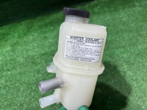 Inverter coolant reservoir TOYOTA PRIUS OEM G92A047010 ZVW30 2012 2ZRFXE