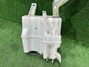 玻璃水壶 TOYOTA PRIUS OEM 8531547140 ZVW30 2012 2ZRFXE